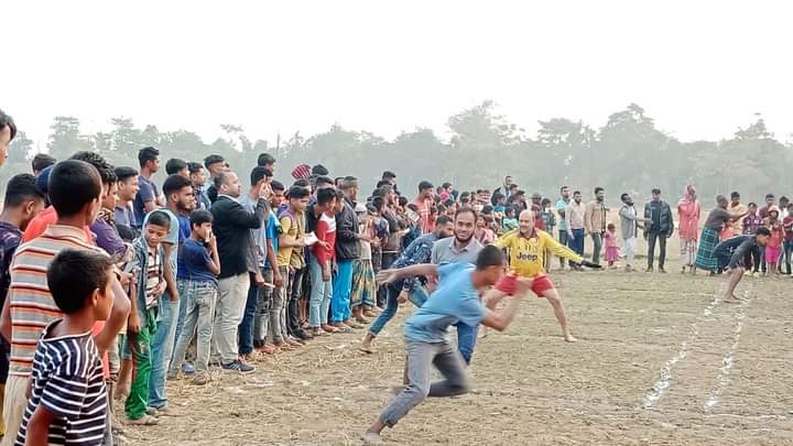 সুনামগঞ্জে মাদকবিরোধী দাড়িয়াবান্দা খেলা অনুষ্ঠিত হয়েছে