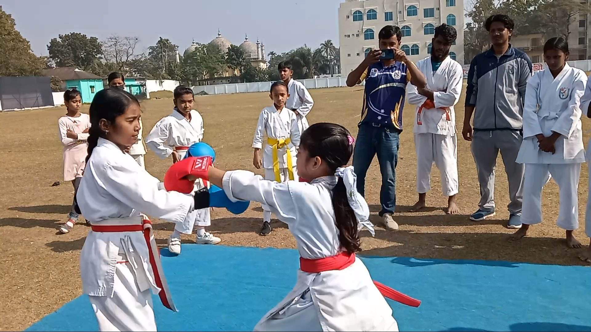 খেলাধুলা হচ্ছে সু প্রিয় পথ – এন এস সি প্রতিনিধি আবদুর রাজ্জাক