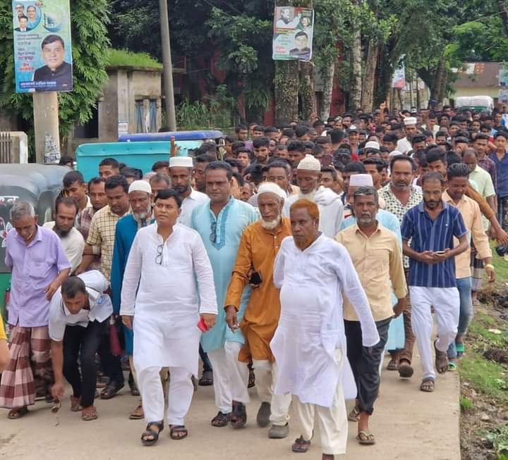 নৌকার মনোনয়ন প্রার্থী আ.লীগ নেতা রণজিৎ সরকারের শোডাউন