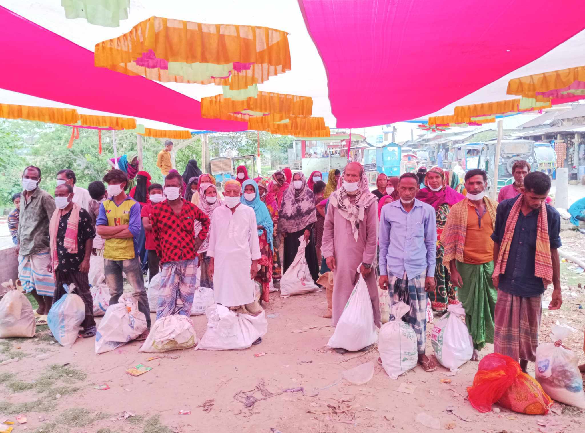 জামালগঞ্জে আটগাঁও ফাউন্ডেশন’র ইফতার ও সেহরির খাবার বিতরণ