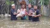 কুমিল্লার চৌদ্দগ্রামে সুপার সিক্সটির ত্রাণ বিতরণ