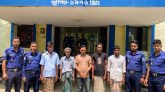 মধ্যনগরে পুলিশি অভিযানে ইউপি সদস্যসহ গ্রেপ্তার ৫