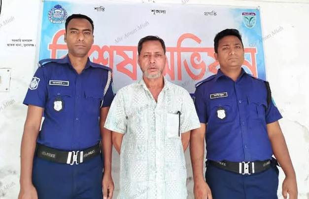 ছাতকে থানা পুলিশের ডেভিল হান্ট অভিযানে সিমেন্ট ফ্যাক্টরির সিবিএ সভাপতি গ্রেফতার