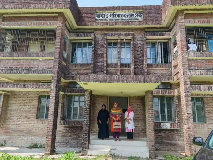 মহব্বতপুর স্বাস্থ্য ও পরিবার কল্যাণ কেন্দ্র পরিদর্শনে ডাক্তার নুসরাত আরেফিন