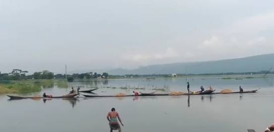 শান্তিপুর মাহরাম নদীর মুখে বালু উত্তলনের দায়ে ৪ জনের কারাদন্ড