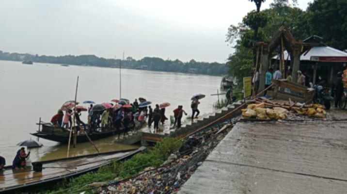 লঞ্চঘাটে সিঁড়ি নির্মাণ দূর্নীতিতে ওয়ার্ল্ড ব‍্যাংকের ২০ লাখ টাকা লুটপাট