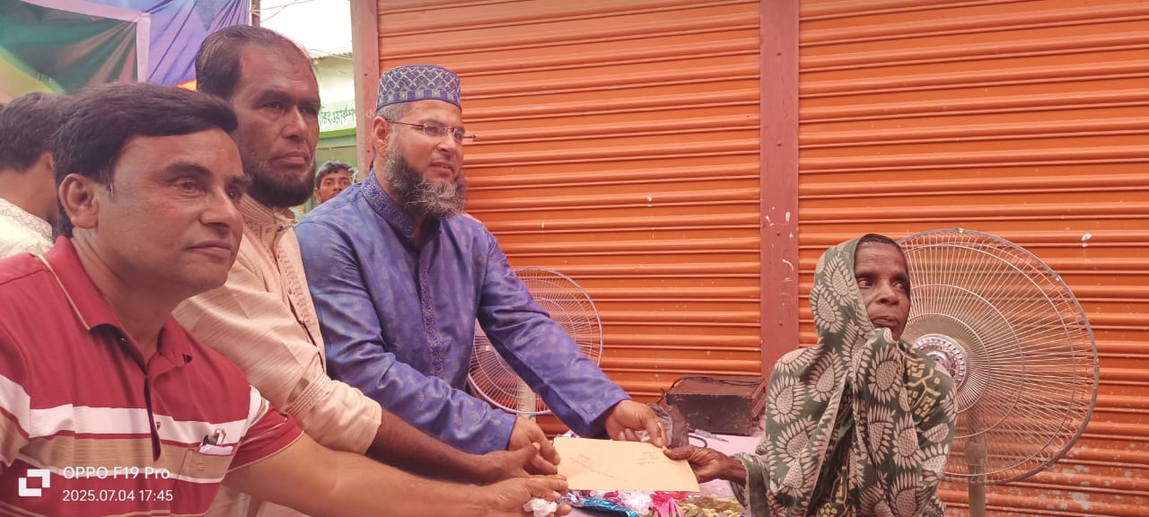 জামালগঞ্জে আব্দুল জলিল ফাউন্ডেশন”র  মেধাবী শিক্ষার্থী ও অসহায় রোগীদের মধ্যে নগদ অর্থ বিতরণ