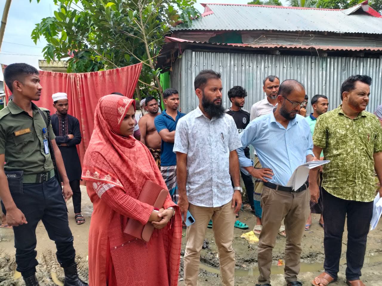 জামালগঞ্জে সরকারি ভূমিতে অবৈধ স্থাপনা উচ্ছেদ