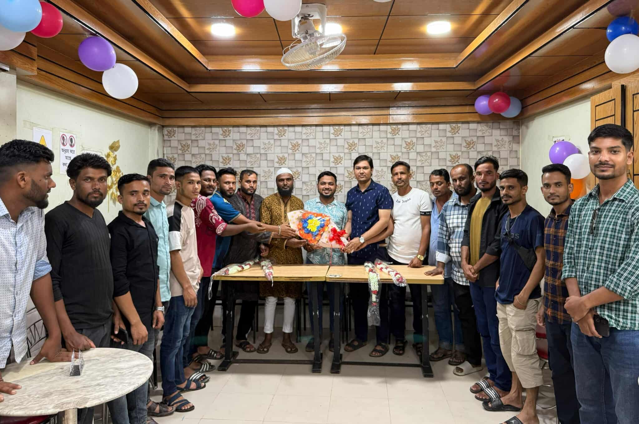 সিলেট এমসি কলেজ ছাত্রদলের নবনির্বাচিত সহ-সাংগঠনিক সম্পাদক মাহদীকে সংবর্ধনা