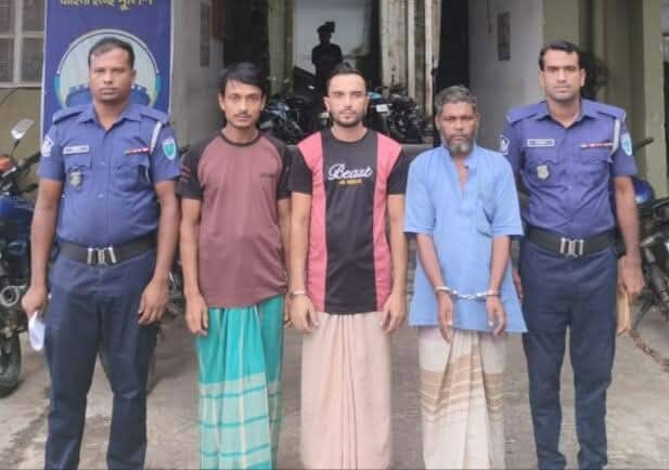 ছাতক থানা পুলিশের অভিযানে তিন আসামী গ্রেফতার