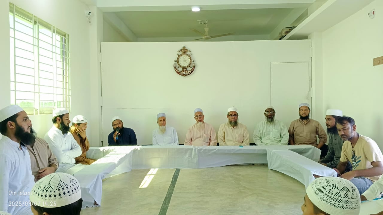 জামালগঞ্জে দারুস সুন্নাহ মাদানিয়া মাদরাসায় দোয়া মাহফিল