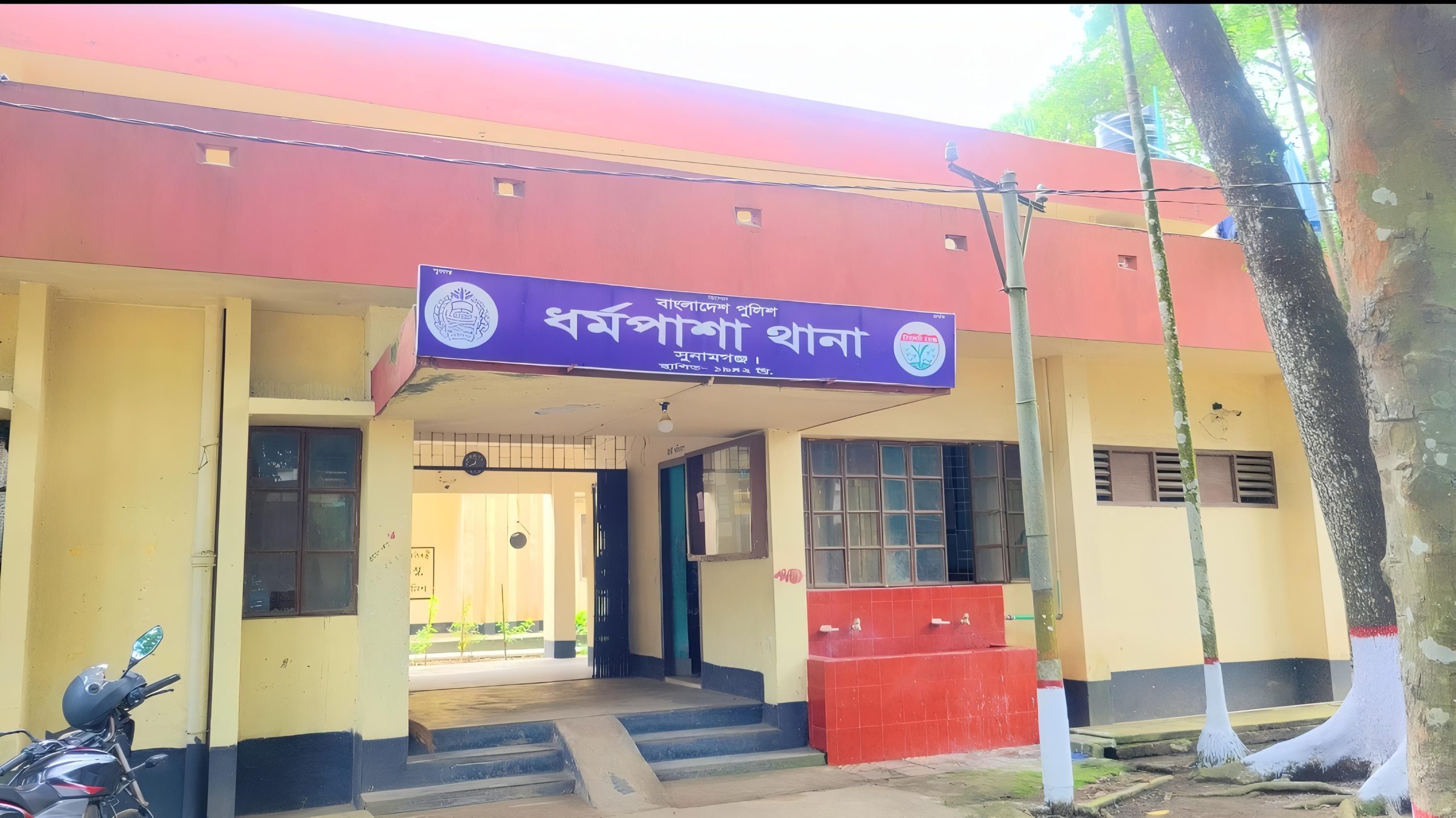 ধর্মপাশায় প্রতিবন্ধী এক শিশুকে ধর্ষণের ঘটনায় কিশোরের বিরুদ্ধে থানায় মামলা