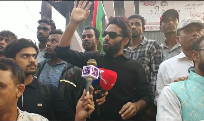 বহিষ্কার আদেশ প্রত্যাহারের পর মধ্যনগরে ধানের শীষের মিছিল