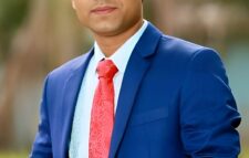 সাচনা বাজার ইউনিয়নবাসীসহ সবাইকে ঈদুল আজহার শুভেচ্ছা জানিয়েছেন ইকবাল হাসান